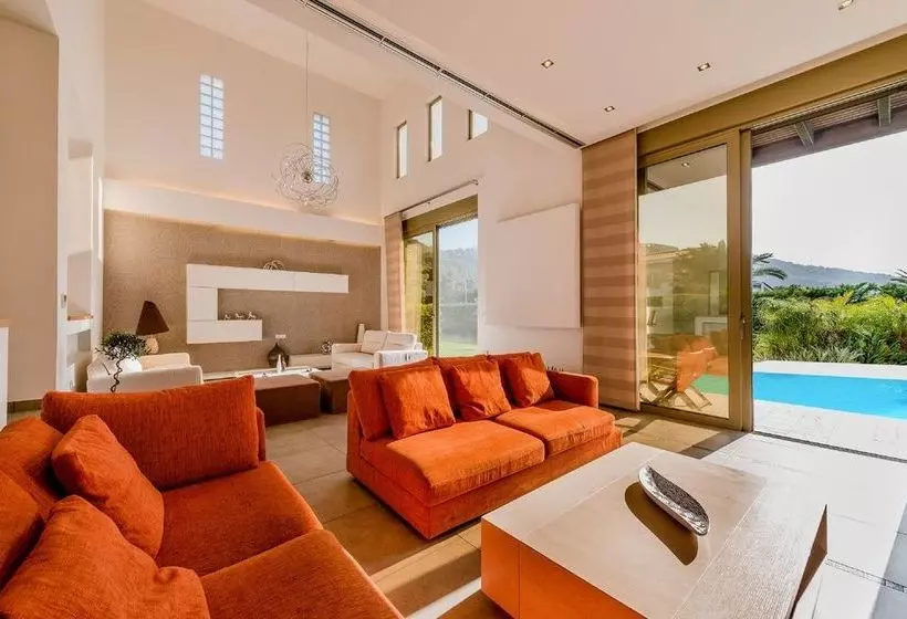 호텔 Filerimos Oasis Villa