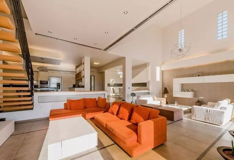 호텔 Filerimos Oasis Villa