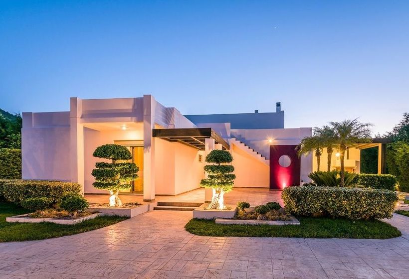 בית מלון כפרי Filerimos Oasis Villa