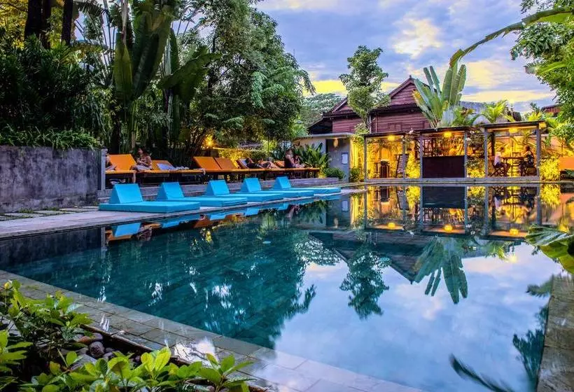 هتل Eocambo Village