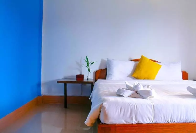 هتل Eocambo Village