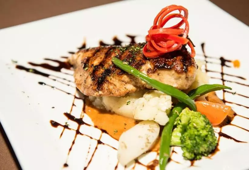 هتل Eocambo Village