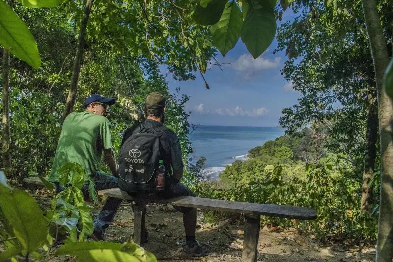 호텔 La Leona Eco Lodge