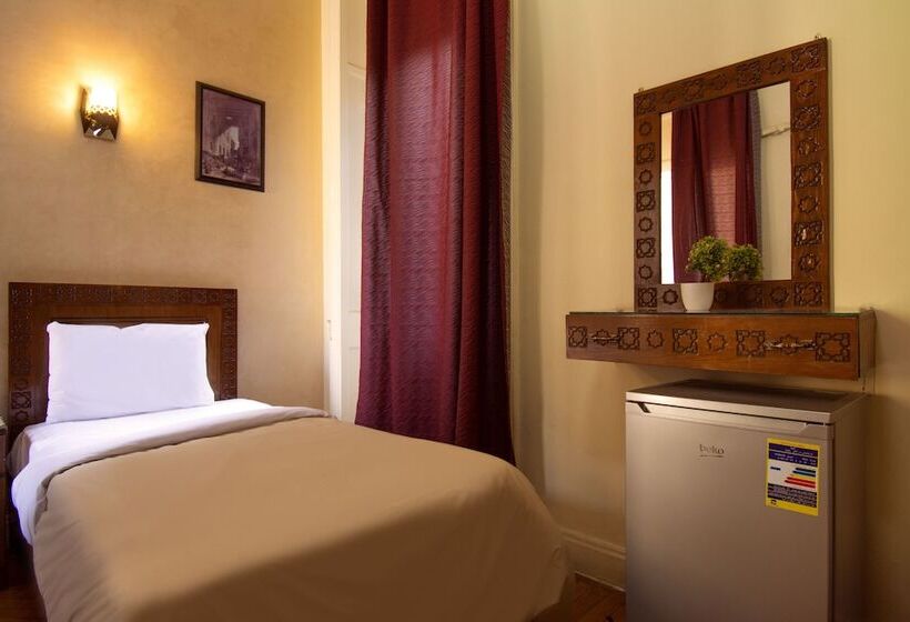 هتل Minerva Grand Hostel Cairo