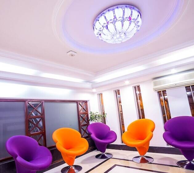 هتل Nascent Gardenia Suites