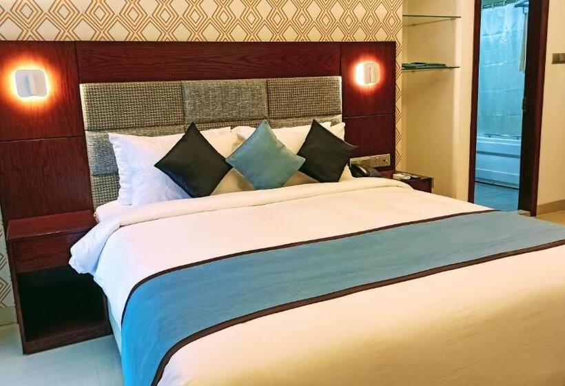 هتل Nascent Gardenia Suites