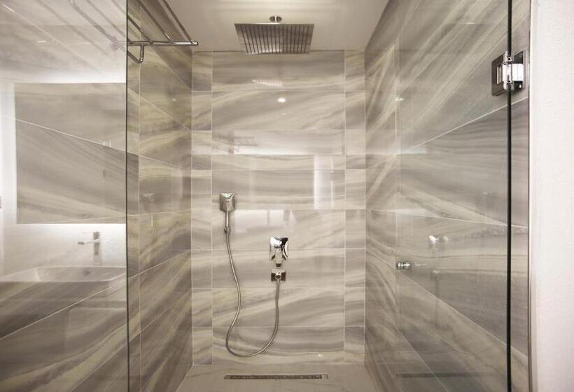 בית מלון כפרי Nur Beach