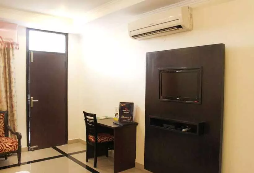 בית מלון כפרי Oyo Premium Civil Lines Dharamshala