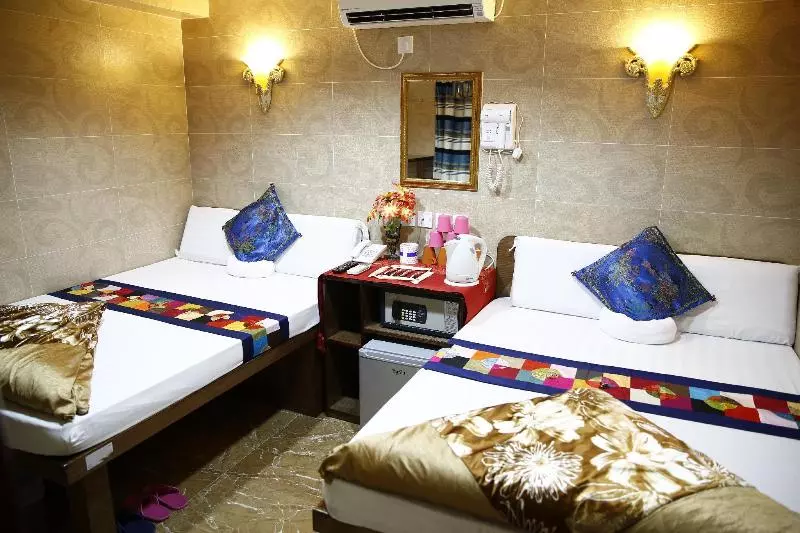 هتل Sandhu Guest House