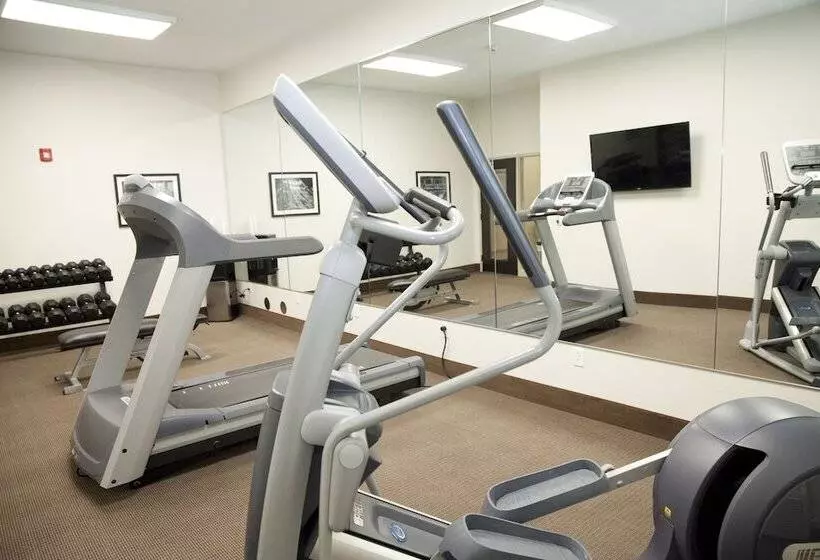 호텔 Sleep Inn & Suites Belmont   St. Clairsville