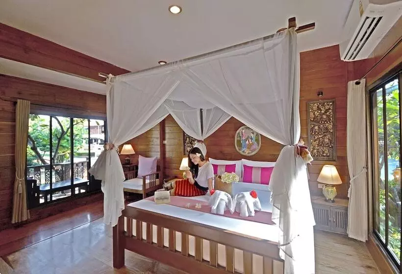 هتل Thai Thai Sukhothai Resort