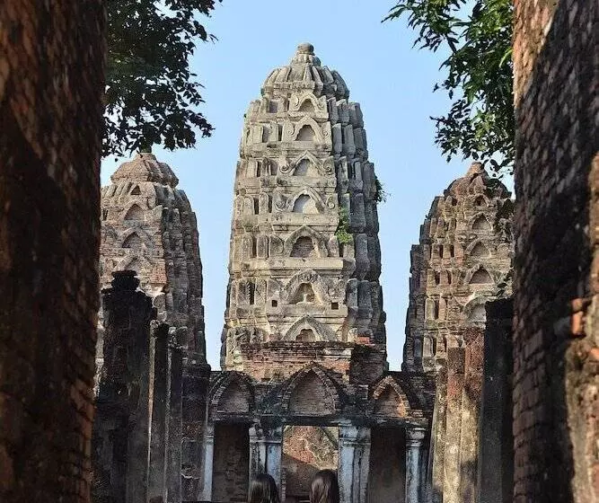 هتل Thai Thai Sukhothai Resort