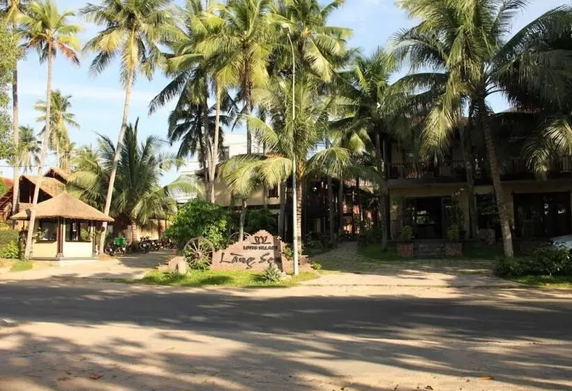 Lotus Village Resort  Muine