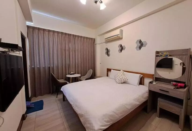 پانسیون 墾丁慕欣旅店