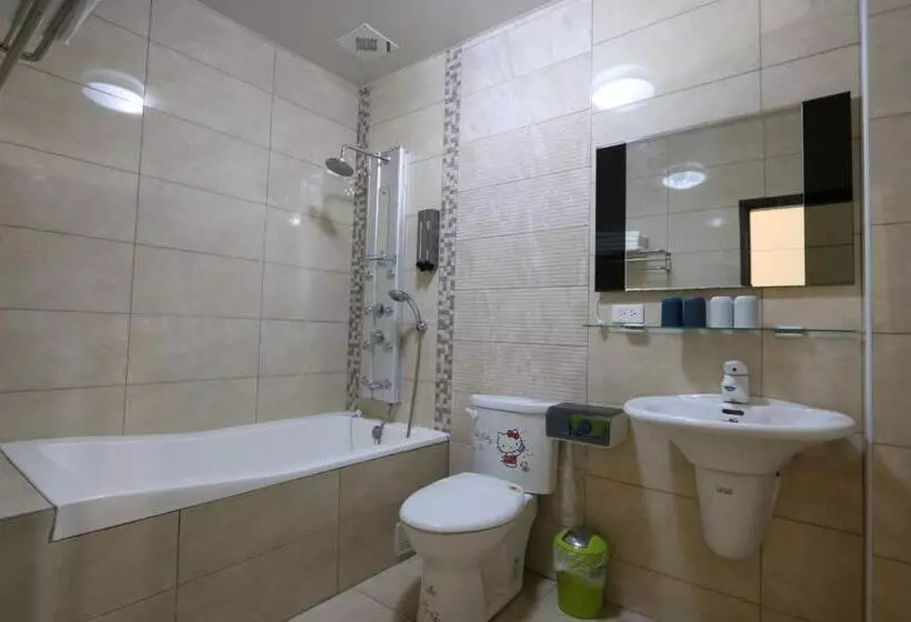 پانسیون 墾丁慕欣旅店