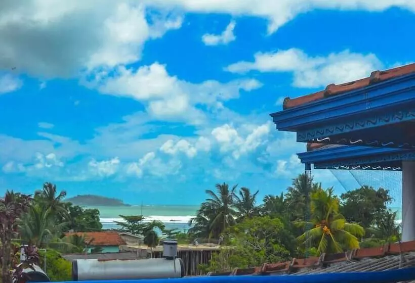 Pension (Hôtel basse catégorie) Castle Bay Resort