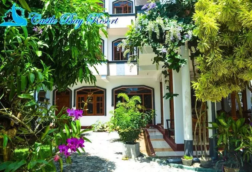 Pension (Hôtel basse catégorie) Castle Bay Resort