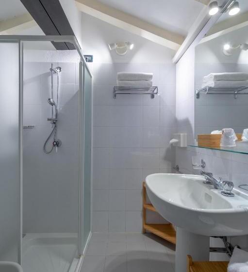 بنسيون Residenza Accademia