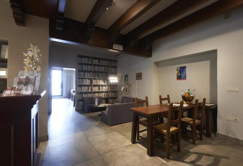 بنسيون Residenza Accademia