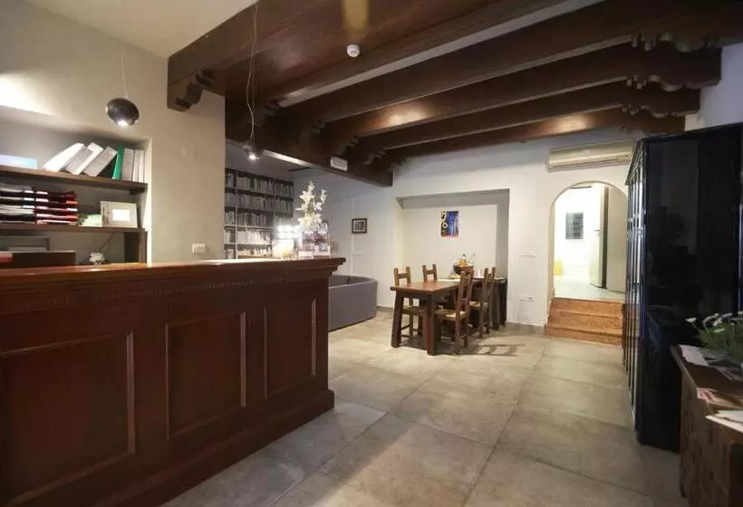 پانسیون Residenza Accademia