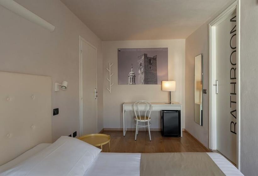 بنسيون Residenza Accademia