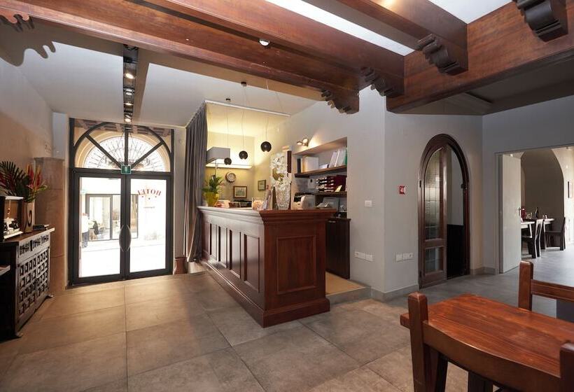 بنسيون Residenza Accademia