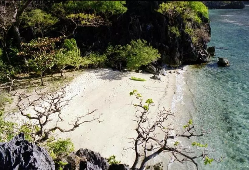 Sangat Island Dive Resort