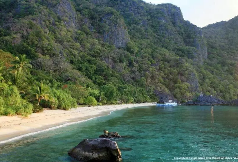 Sangat Island Dive Resort