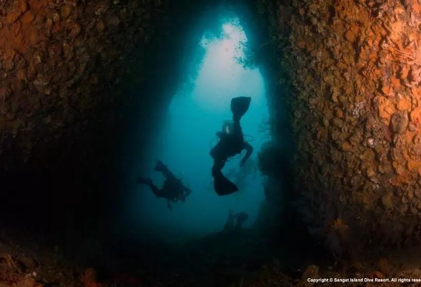 Sangat Island Dive Resort