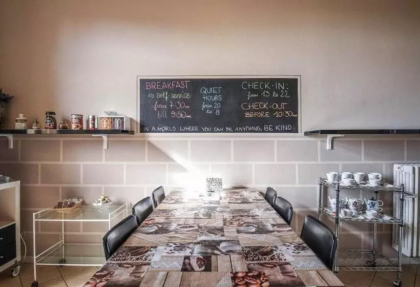 تختخواب و صبحانه Stop & Sleep Bergamo