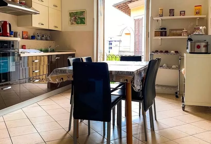 تختخواب و صبحانه Stop & Sleep Bergamo