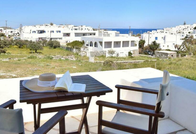 Captain Apartments Paros