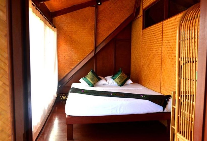 Green Coconut Village