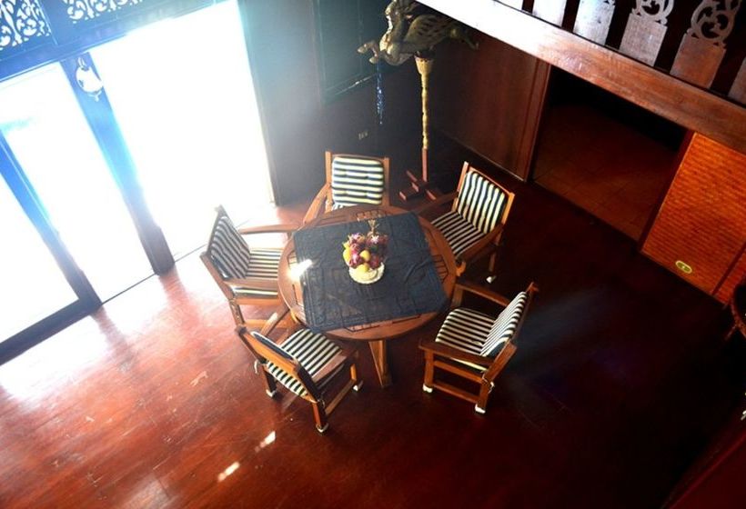 Green Coconut Village