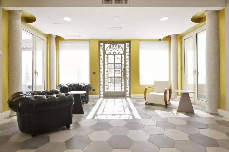 Hotelli Al Campanile   Luxury Suites & Apartments