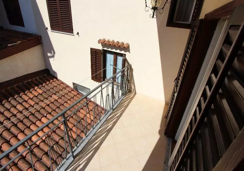 호텔 Apartments Milka