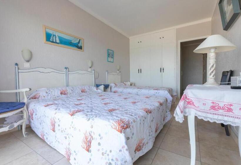 בית מלון כפרי Hôtel Les Alizés