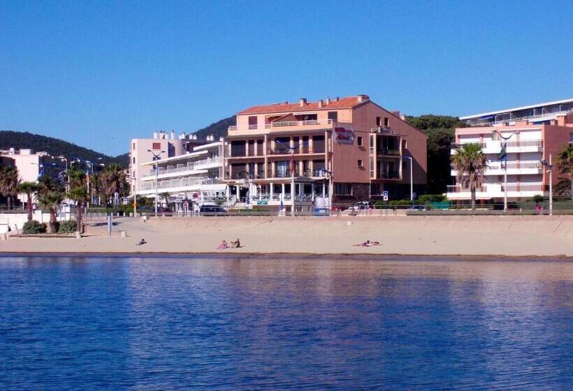 בית מלון כפרי Hôtel Les Alizés