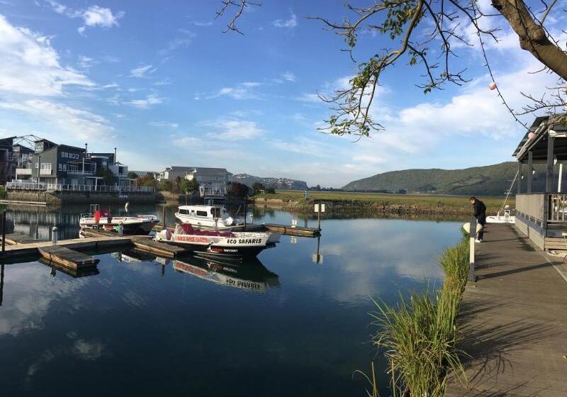 ホテル Issaquena Heights Boutique