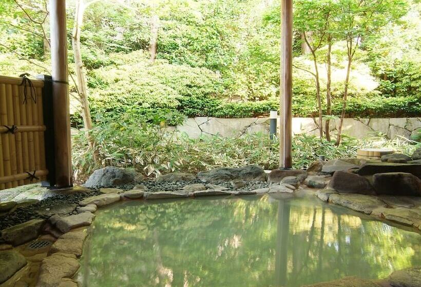 בית מלון כפרי Ryokan Kiritani Hakoneso