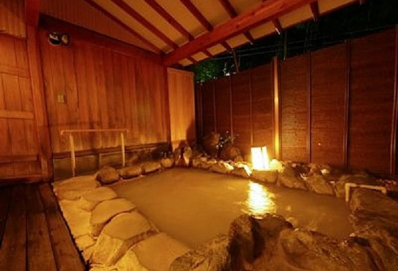 בית מלון כפרי Ryokan Kiritani Hakoneso