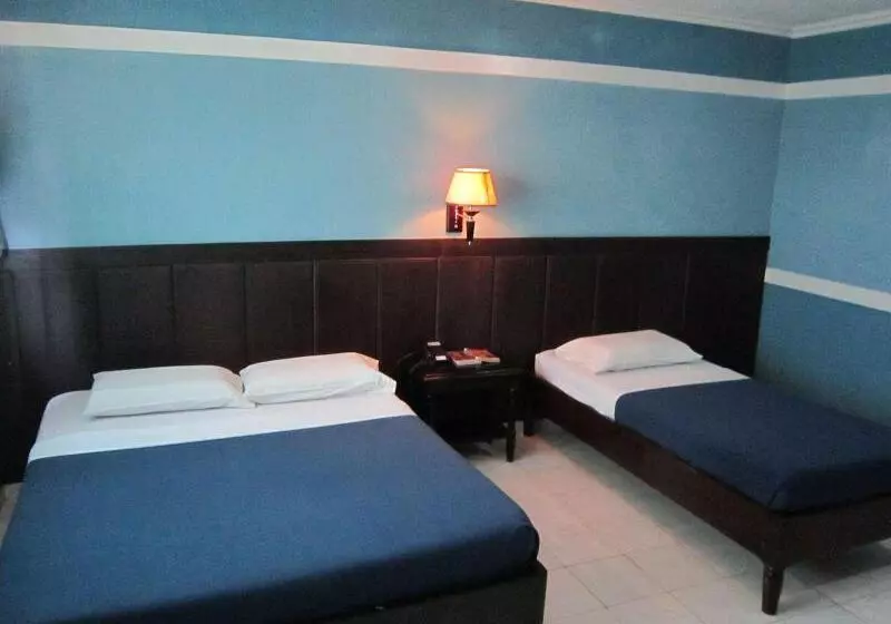 هتل Miami Inn