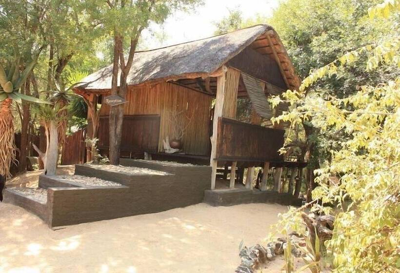 בית מלון כפרי Off Beat Safaris Bush Lodge