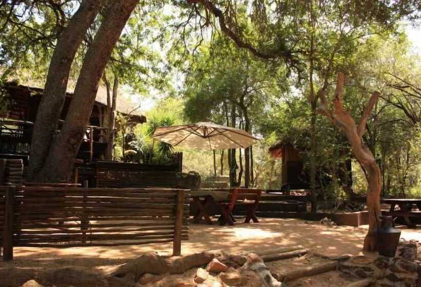 Отель Off Beat Safaris Bush Lodge