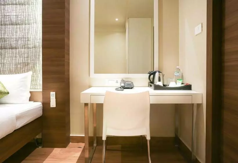 ホテル Oyo Rooms Kodambakkam 2