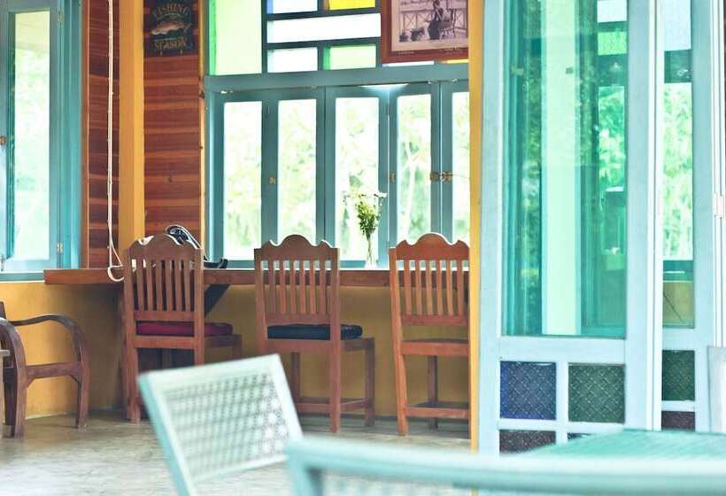 فندق Pai Flora Resort