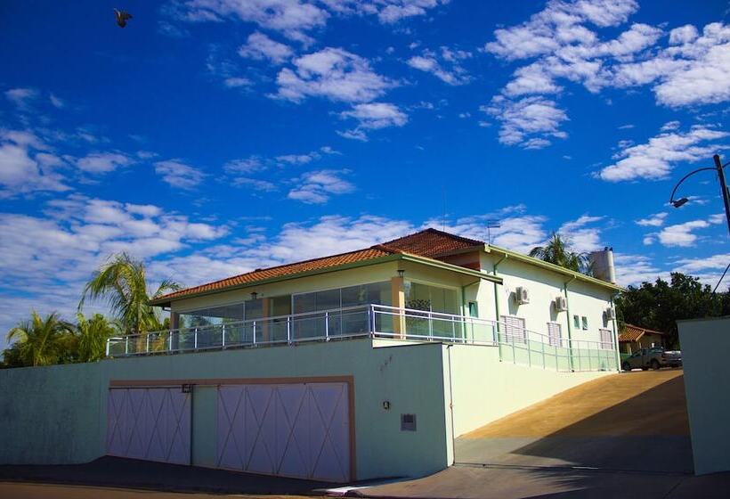 Otel Pousada Tia Nena