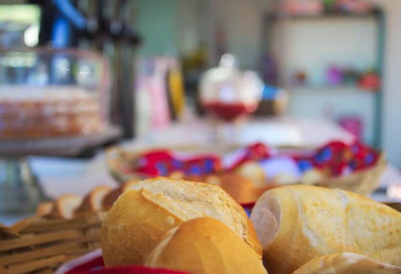 Otel Pousada Tia Nena