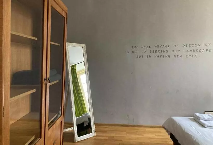 هتل Bookinn B&b Vilnius Old Town