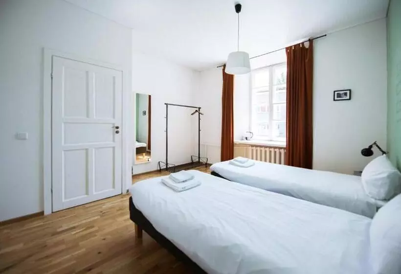 هتل Bookinn B&b Vilnius Old Town